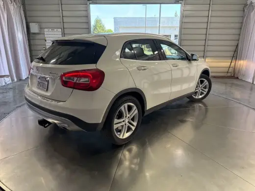 Mercedes-Benz GLA 2016 AWD GLA 250 4MATIC 4dr SUV