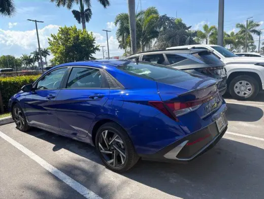 Hyundai ELANTRA 2025 SEL Sport 4dr Sedan