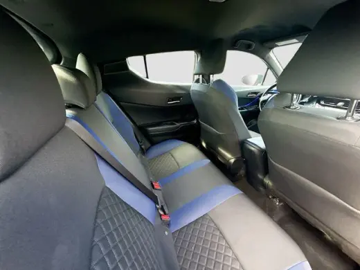 Toyota C-HR 2021 XLE 4dr Crossover