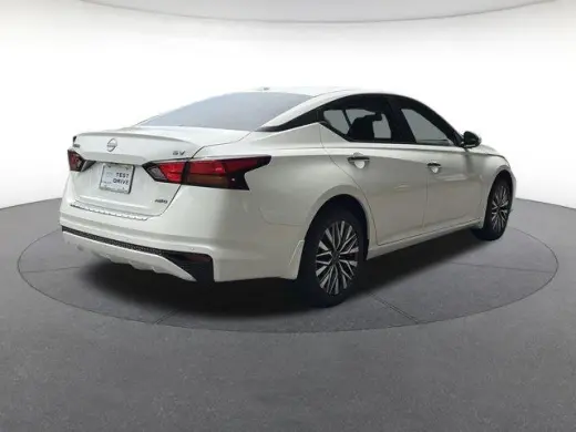 Nissan Altima 2023 AWD 2.5 SV 4dr Sedan