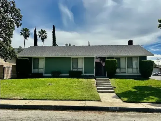 CHARMING SINGLE FAM HOME AVIL!