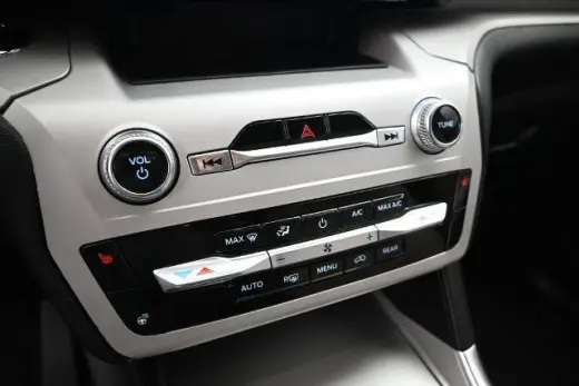 Ford Explorer 2024 XLT 4dr SUV