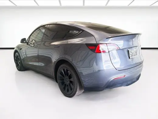 Tesla Model Y 2023 AWD 4dr Crossover
