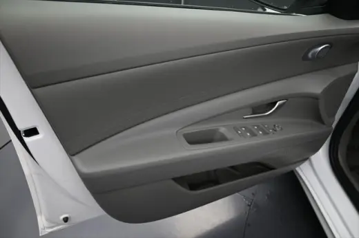 Hyundai ELANTRA 2026 SE 4dr Sedan