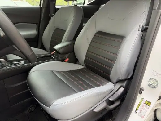 Nissan Kicks 2023 SR 4dr Crossover
