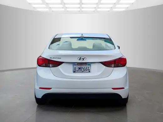 Hyundai ELANTRA 2016 SE 4dr Sedan 6M (US)