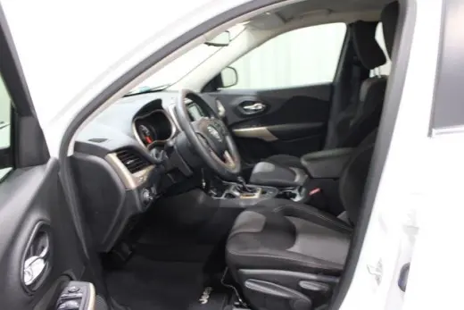 Jeep Cherokee 2018 Latitude 4dr SUV