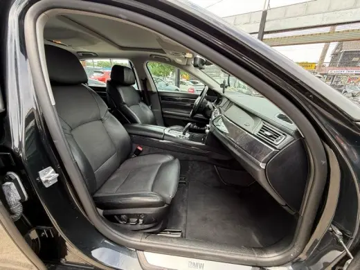 2011 BMW 7-Series 750Li xDrive