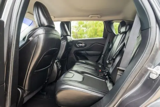 Jeep Cherokee 2020 Latitude Plus 4dr SUV