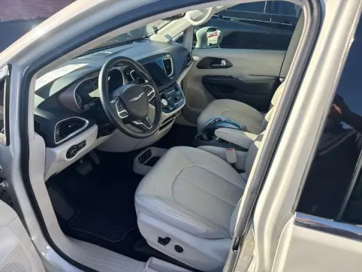 Chrysler Pacifica 2017 Touring-L 4dr Mini-Van