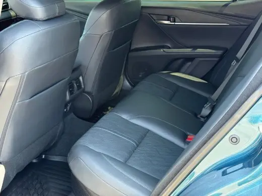 Toyota Camry 2025 SE 4dr Sedan