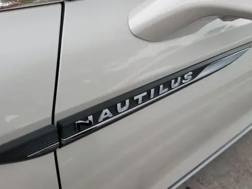 Lincoln Nautilus 2022 Reserve 4dr SUV