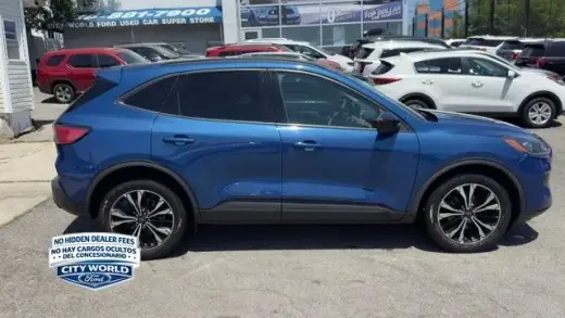 Ford Escape 2022 AWD SE 4dr SUV