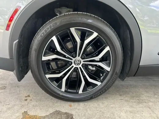 Toyota Crown 2024 AWD XLE 4dr Sedan