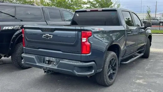 Chevrolet Silverado 1500 Limited 2022 4x4 Custom 4dr Crew Cab 5.8 ft. SB
