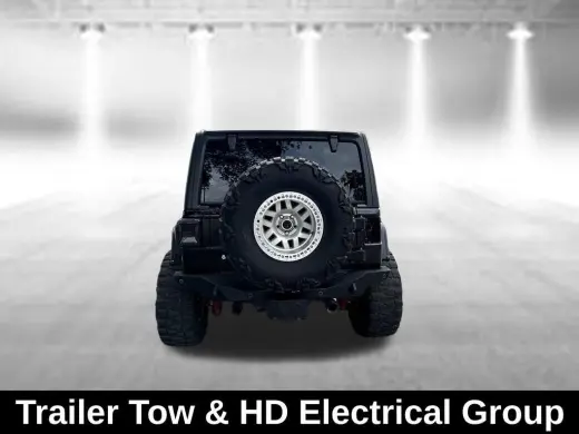 Jeep Wrangler Unlimited 2018 4x4 Sahara 4dr SUV (midyear release)