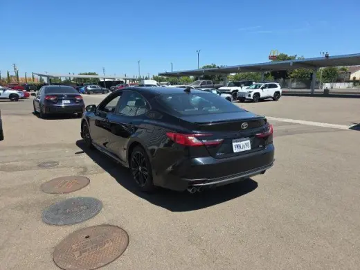 Toyota Camry 2025 SE 4dr Sedan