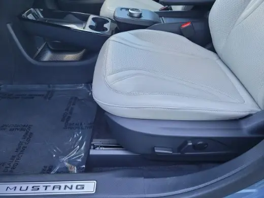 Ford Mustang Mach-E 2023 Premium 4dr SUV
