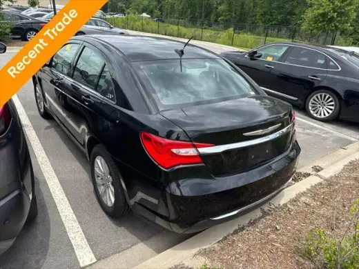 Chrysler 200 2013 Touring 4dr Sedan