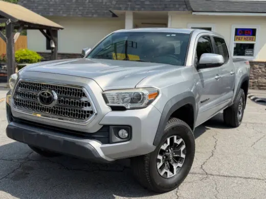 2017 Toyota Tacoma SR V6