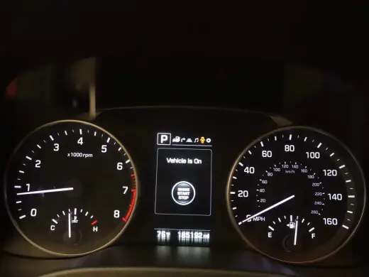 Hyundai ELANTRA 2017 Limited 4dr Sedan (US)