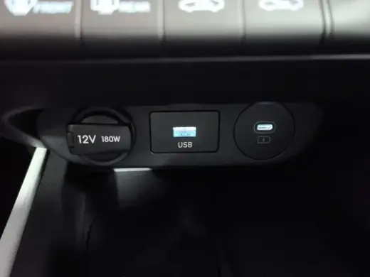 Hyundai ELANTRA 2025 Limited 4dr Sedan