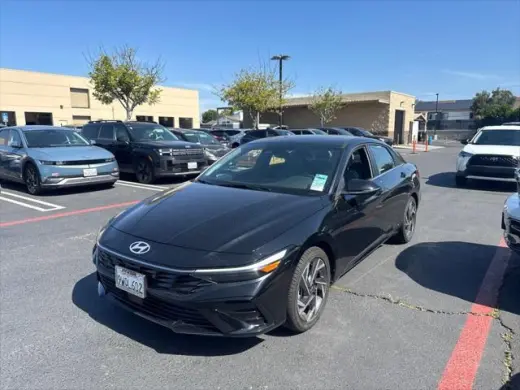 Hyundai ELANTRA Hybrid 2025 Limited 4dr Sedan