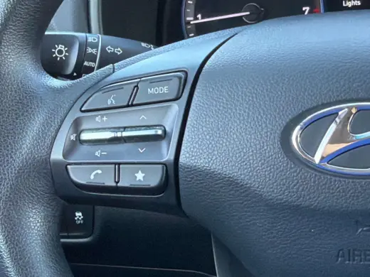 Hyundai KONA 2023 SEL 4dr Crossover