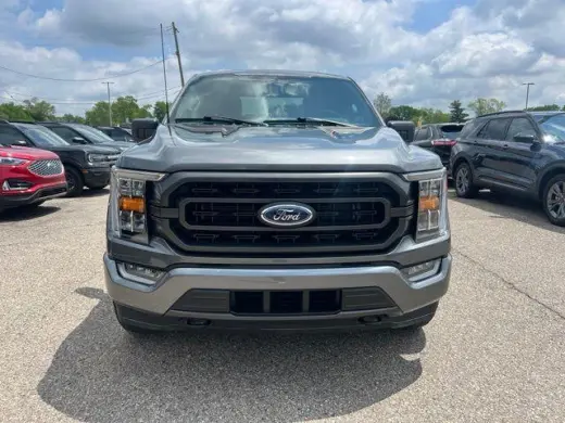 Ford F-150 2023 4x4 XL 4dr SuperCrew 5.5 ft. SB
