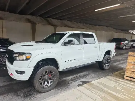 Ram 1500 2022 4x4 Big Horn 4dr Crew Cab 5.6 ft. SB Pickup