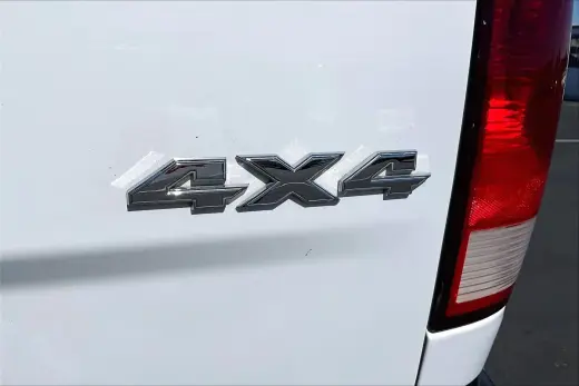 Ram 1500 2018 4x4 Big Horn 4dr Crew Cab 5.5 ft. SB Pickup