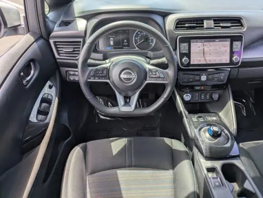 Nissan LEAF 2025 SV PLUS 4dr Hatchback