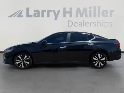 Nissan Altima 2022 2.5 SV 4dr Sedan