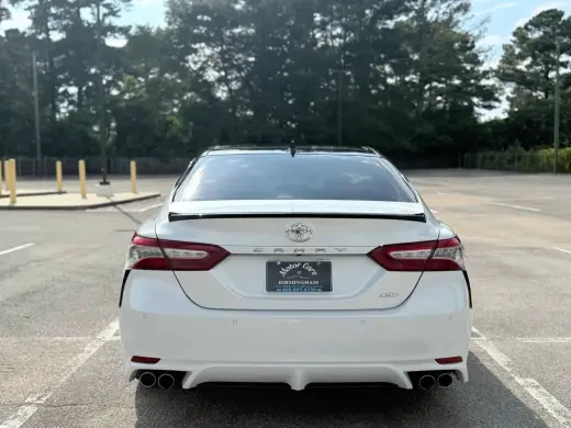 2018 TOYOTA CAMRY