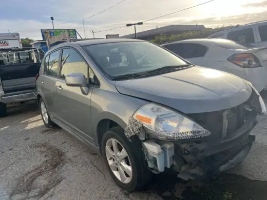 2012 Nissan Versa 1.8 S