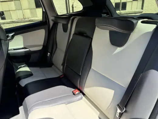 2017 Volvo XC60 T6 Dynamic