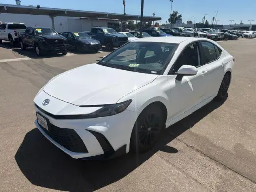 Toyota Camry 2025 SE 4dr Sedan