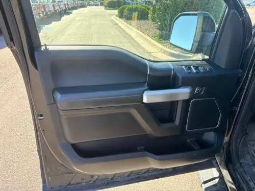 Ford F-150 2018 4x4 King Ranch 4dr SuperCrew 5.5 ft. SB