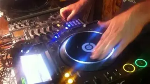 Necesitas un DJ Para Tu Party?