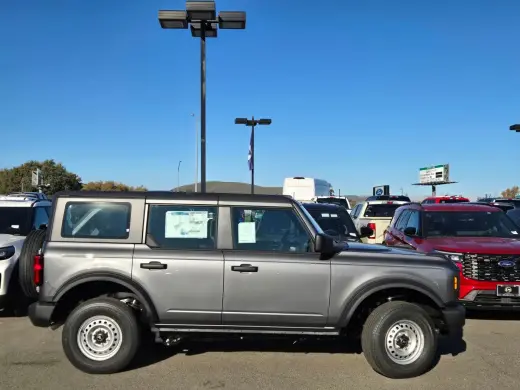 Ford Bronco 2025 4x4 Base 4dr SUV