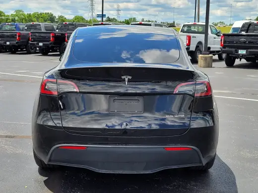 Tesla Model Y 2023 AWD Performance 4dr Crossover