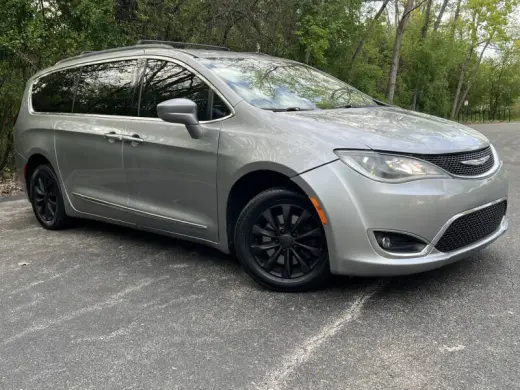 2017 Chrysler Pacifica Touring Plus