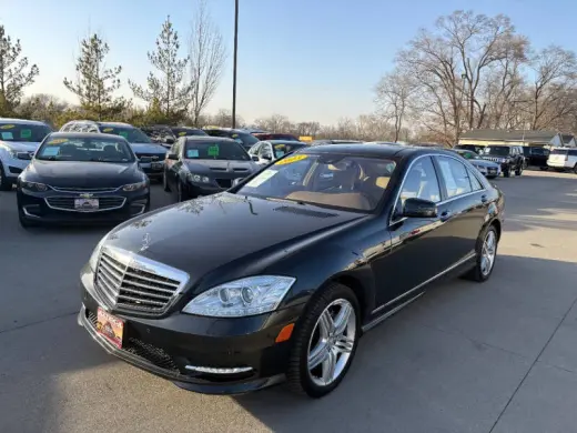 2013 Mercedes-Benz S-Class S 550 4MATIC