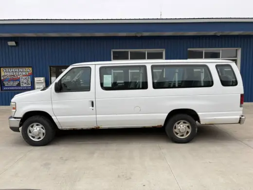 2010 Ford E-Series E-350 SD XLT