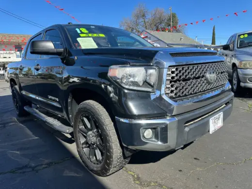 2018 Toyota Tundra SR5