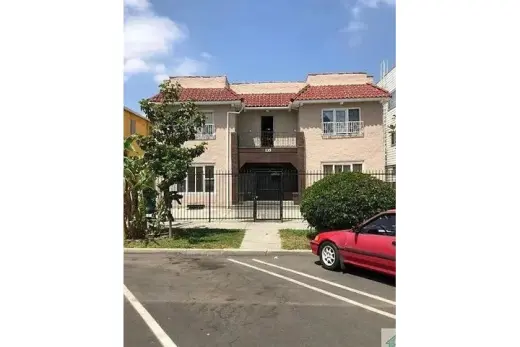 L.A. SENCILLOS APTS. $1395/mes