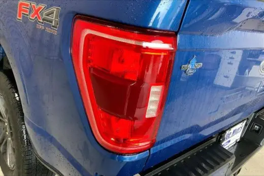 Ford F-150 2022 4x4 Platinum 4dr SuperCrew 5.5 ft. SB