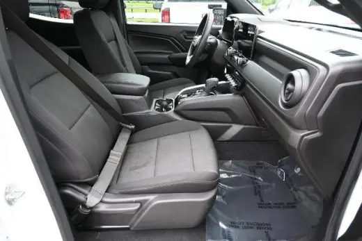 Chevrolet Colorado 2025 4x2 Work Truck 4dr Crew Cab 5 ft. SB