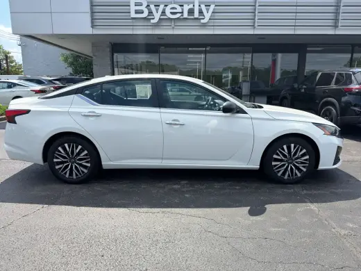 Nissan Altima 2025 2.5 SV 4dr Sedan