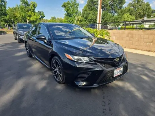 Toyota Camry 2018 SE 4dr Sedan